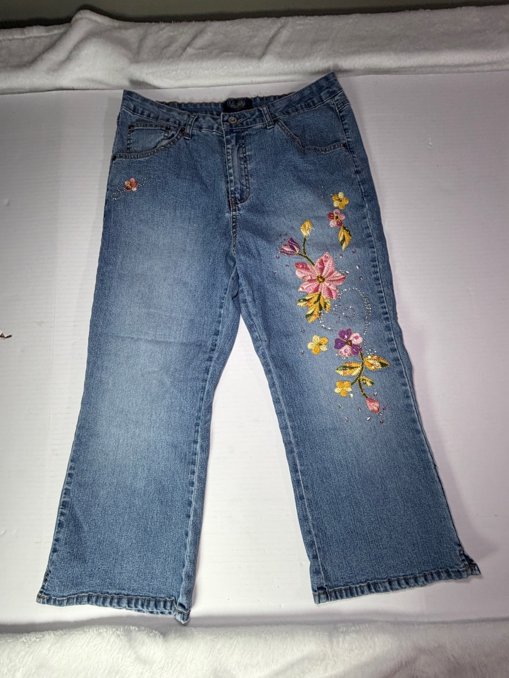 Y2K Angels Jeans Blue capri Jeans with Pink & Yellow Floral Embroidery